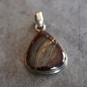Silver Tone and Tiger Eye Pendant